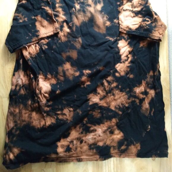 Graphic Logo Tie Dye T-Shirt - Picture 7 of 7